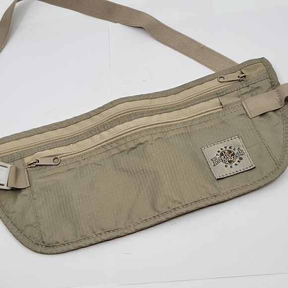 Eagle Creek Travel Gear Convertible Waist Fanny Travel  Pack Khaki - Picture 1 of 14